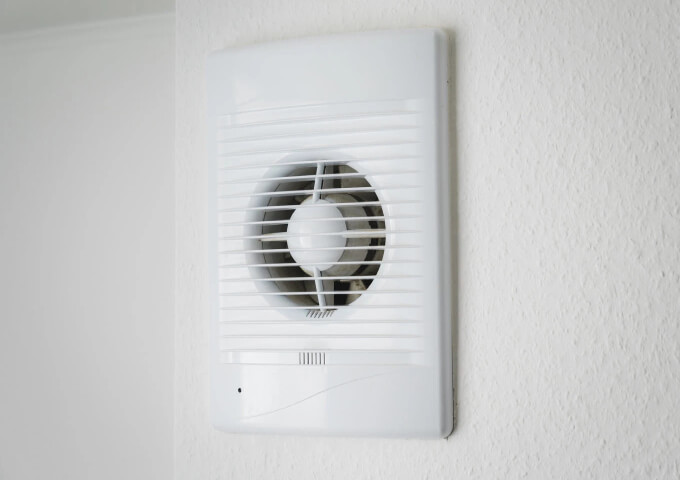 Ventilator kupaonice bijeli