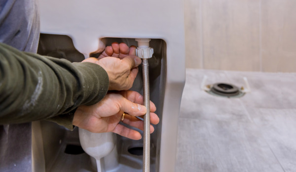 Kako montirati ugradbeni nosač za WC?